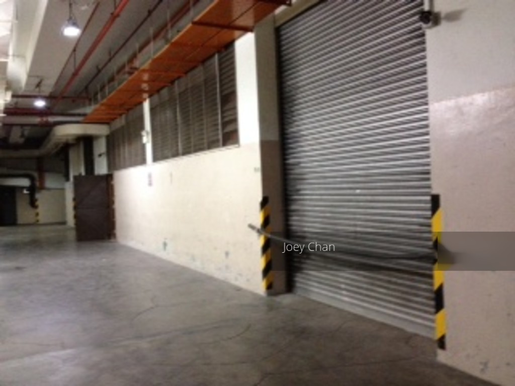 NOBLE WAREHOUSE (D13), Warehouse #125182282